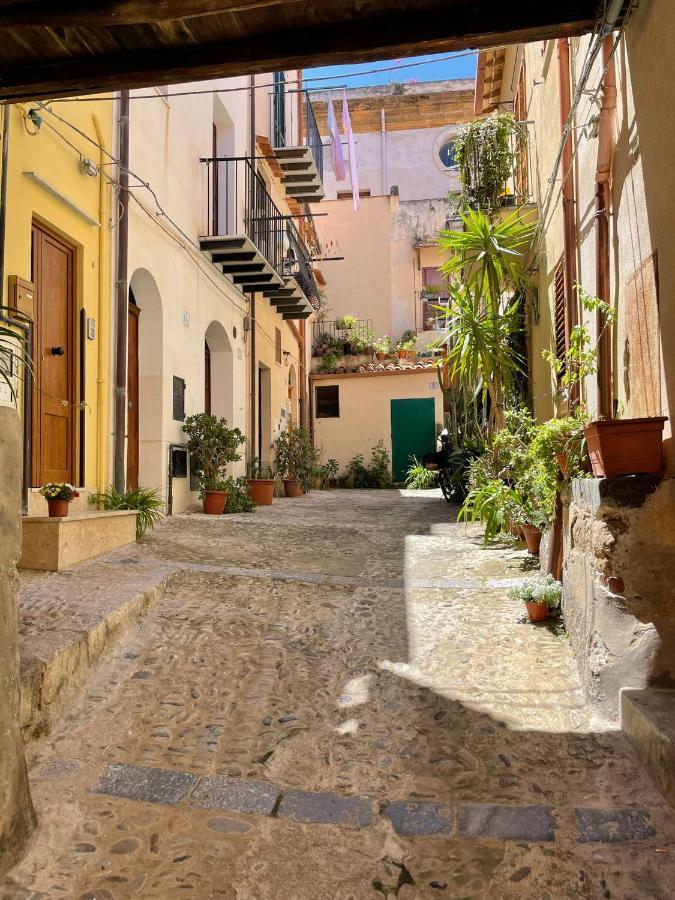 La Nicchia Apartamento Cefalù Exterior foto